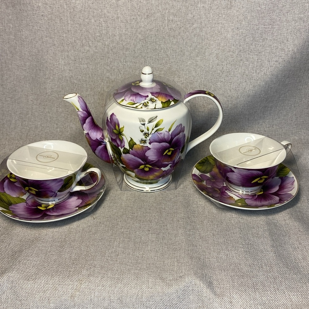 GRACE Teaware Floral Teapot and Teacup Set - Picture 9 of 12